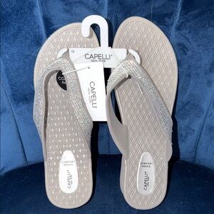 Capelli of New York Women's Silver Glittering Sandals Size 10